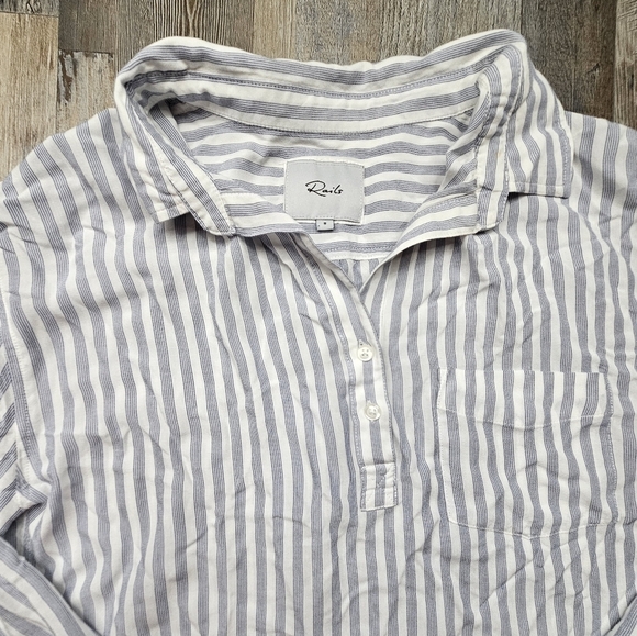Rails Women's Small Blue White Stripes Blouse Half Button Rounded Hem - Picture 3 of 8